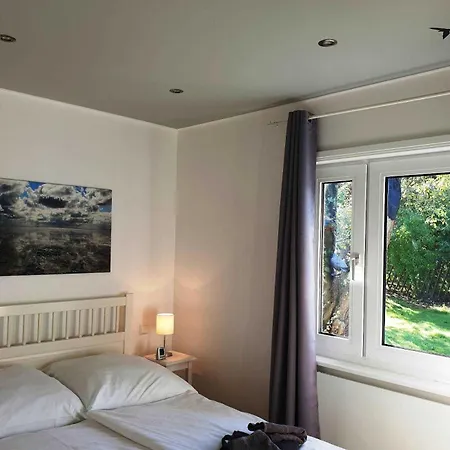 Holiday home Feer Strunhues Deelswai 49